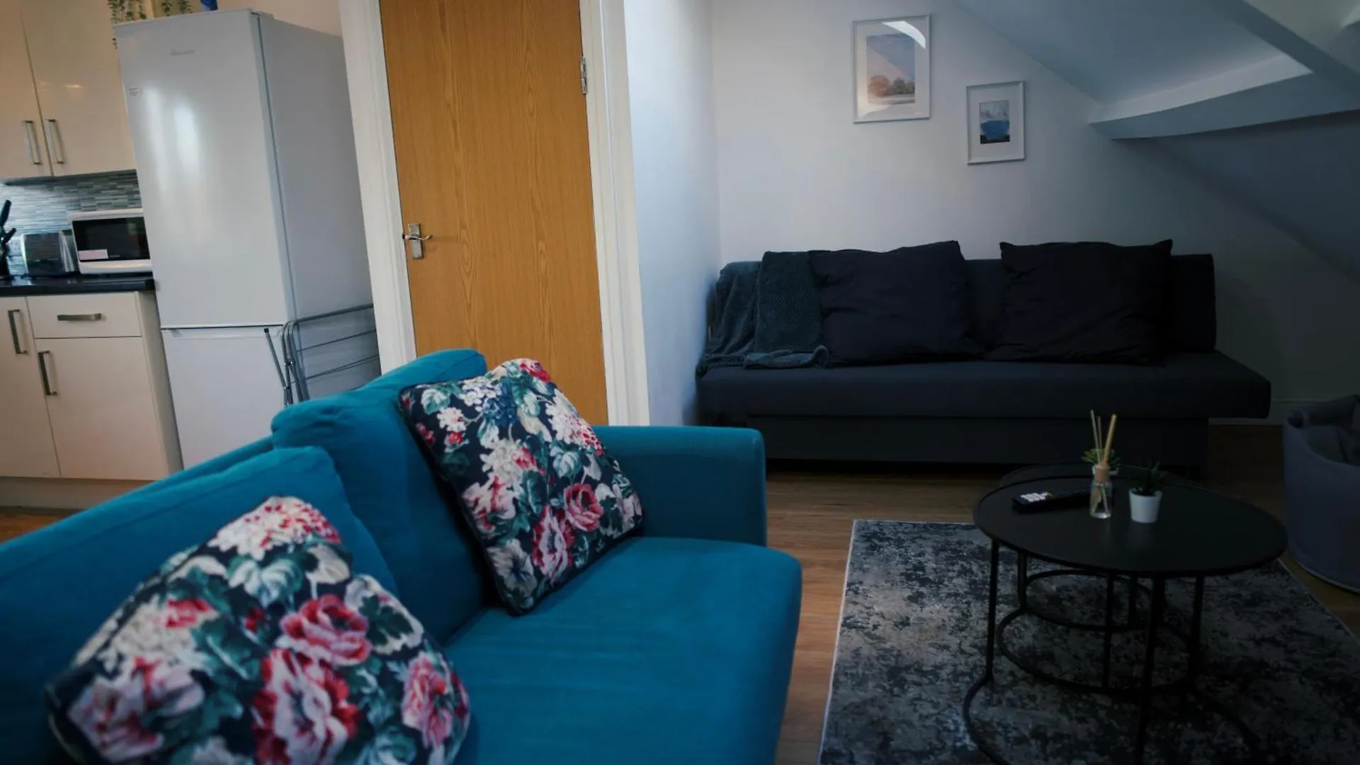 Luxury 3 Bed City Centre Apartment - Free Parking Cardiff United Kingdom